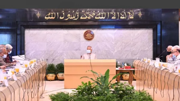 উপদেষ্টা পরিষদের বৈঠক চলছে