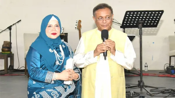 স্ত্রীসহ হাছান মাহমুদের দেশত্যাগে নিষেধাজ্ঞা