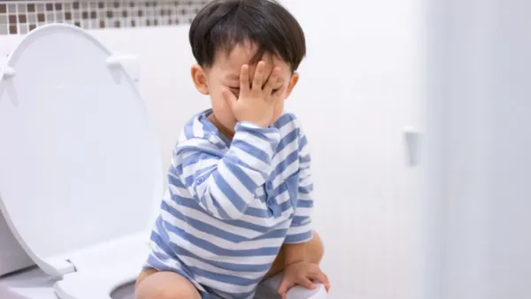 শিশু যদি কোষ্ঠকাঠিন্য সমস্যায় ভোগে তাহলে যা করবেন