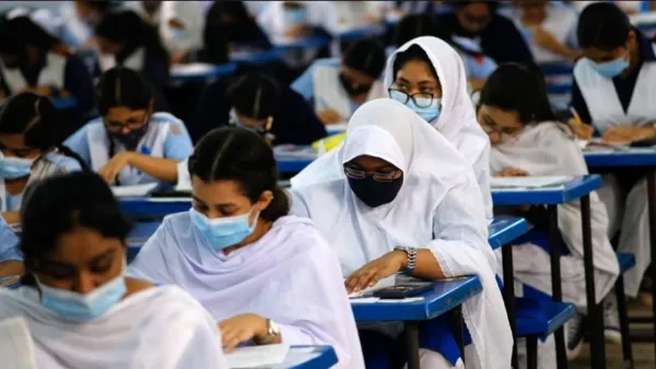 সারাদেশে একযোগে এইচএসসি পরীক্ষা শুরু