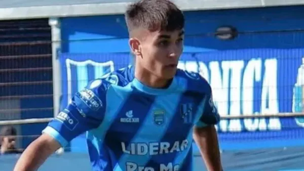 হাঁটুর অস্ত্রোপচারে মৃত্যু! আর্জেন্টাইন ফুটবলারের করুণ পরিণতি