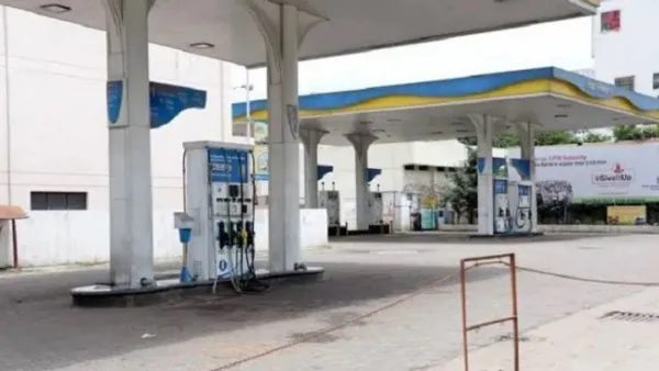 দাম বৃদ্ধির গুজবে জালানি তেল মজুদের অভিযোগ