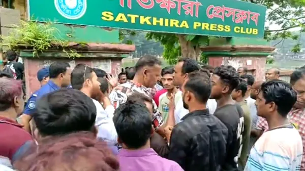 সাতক্ষীরা প্রেসক্লাব দখলের চেষ্টা, সংঘর্ষে আহত ৫