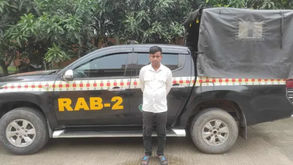 মোহাম্মদপুরের কব্জিকাটা গ্রুপের প্রধান টুন্ডা বাবু গ্রেপ্তার