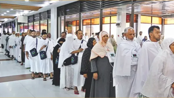 হজ করে দেশে ফিরলেন ৬৪ হাজার ৮৬৪ হাজি