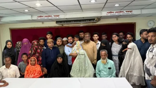 বগুড়ায় শহীদ পরিবারের সঙ্গে এনসিপি নেতৃবৃন্দের সাক্ষাৎ