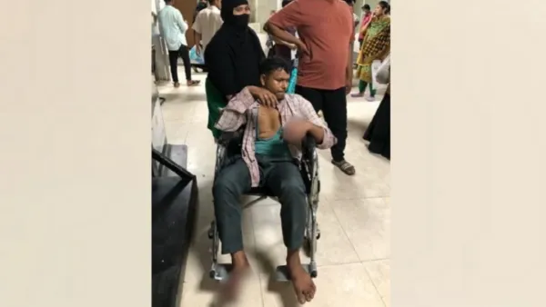 কর্ণফুলীতে চোখ বেঁধে প্রেমিকের হাত-পায়ের নখ তুলে নিল প্রেমিকার পরিবার 