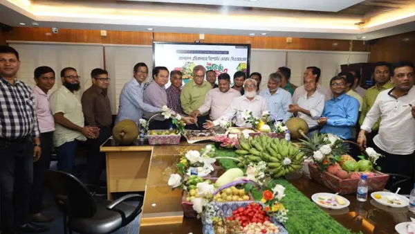 কৃষিকে ক্ষতিগ্রস্ত করে, এমন সংবাদ করা যাবে না: সাবেক কৃষি সচিব 