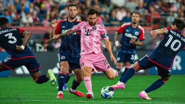 টানা চতুর্থ ম্যাচে জোড়া গোল, নজিরবিহীন রেকর্ড মেসির