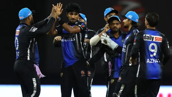 রুদ্ধশ্বাস ম্যাচে গায়ানাকে হারাল রংপুর