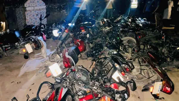 বিএনপির দুই গ্রুপের সংঘর্ষ-ভাঙচুর, আহত ২০