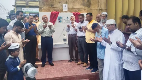 সিকৃবিতে সুপেয় পানি সম্বলিত 'শহীদ মুগ্ধ কর্নার' উদ্বোধন