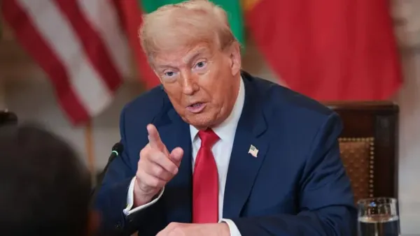 ইইউ ও মেক্সিকোর ওপর ৩০ শতাংশ শুল্ক আরোপ করলেন ট্রাম্প