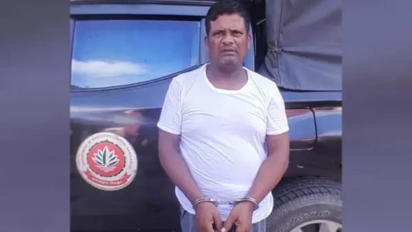 ইয়াবা সেবনকালে বহিষ্কৃত স্বেচ্ছাসেবক দলের নেতাকে গ্রেপ্তার