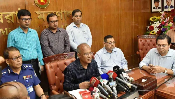 চিহ্নিত সন্ত্রাসীদের ধরতে শুরু হচ্ছে চিরুনি অভিযান: স্বরাষ্ট্র উপদেষ্টা