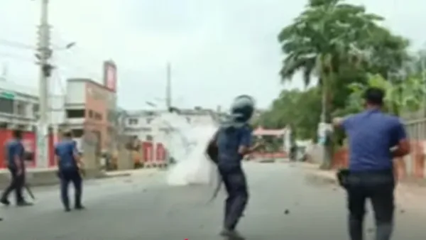 এনসিপির গাড়িবহরে হামলা, গোপালগঞ্জ রণক্ষেত্র 