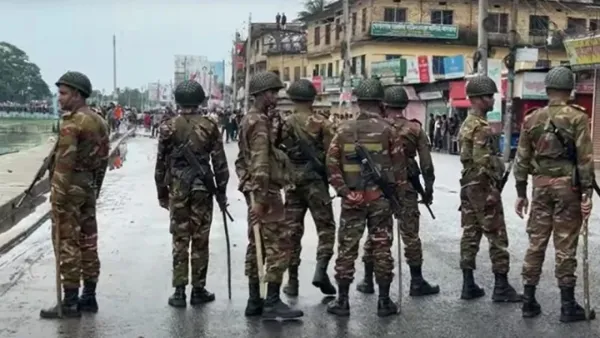 গোপালগঞ্জে কারফিউয়ের সময় বাড়ল 