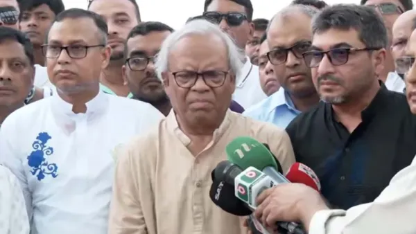 ‘সরকার ক্রমান্বয়ে একটি রাজনৈতিক দলের হয়ে গেছে’