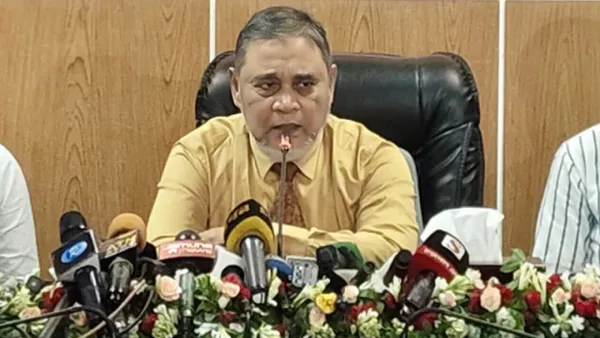 আগামী নির্বাচনের ‘আধুনিক হুমকি’ নিয়ে যা বললেন সিইসি