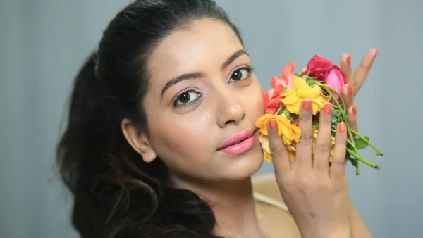 ঝটপট ত্বকের উজ্জ্বলতা বাড়াতে