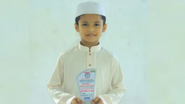 ৫ মাস ২৫ দিনে কোরআনে হাফেজ হলেন তানভীর