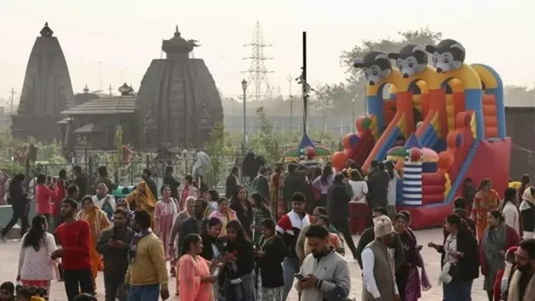 ভারতের মন্দিরে পদদলিত হয়ে নিহত ৬