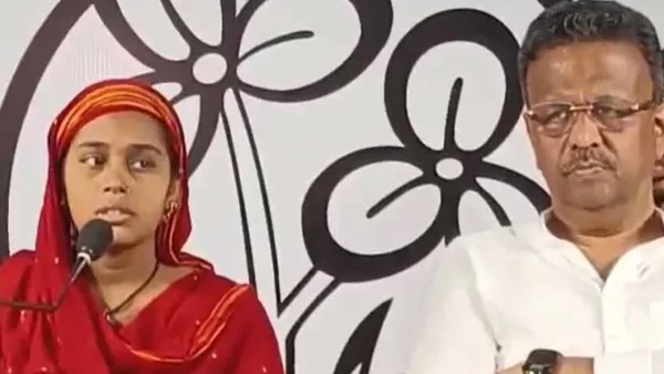 মুসলিম নারীকে ‘জয় শ্রীরাম’ বলতে চাপ দেয় দিল্লি পুলিশ