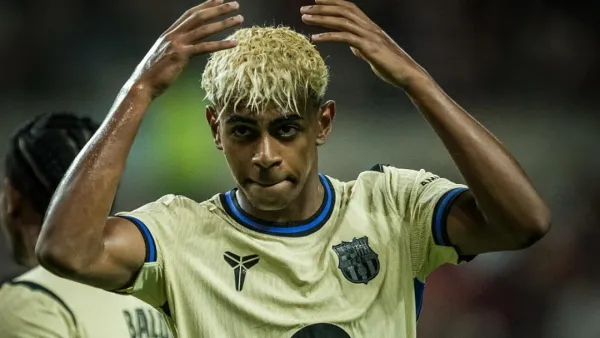 ইয়ামাল নৈপুণ্যে ৭-৩ গোলে জিতল বার্সেলোনা