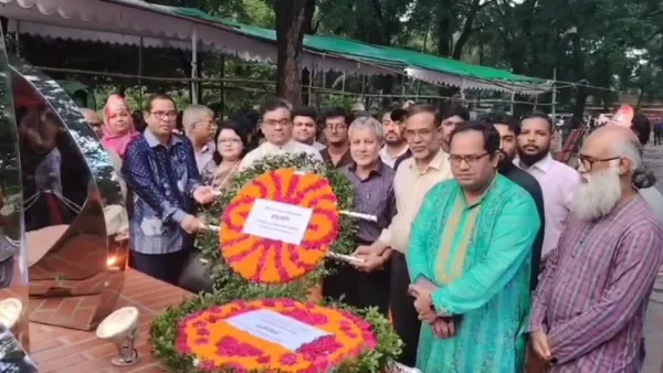 জাবিতে দেশের প্রথম জুলাই আন্দোলনের স্মৃতিস্তম্ভ ‘অদম্য-২৪’ উদ্বোধন