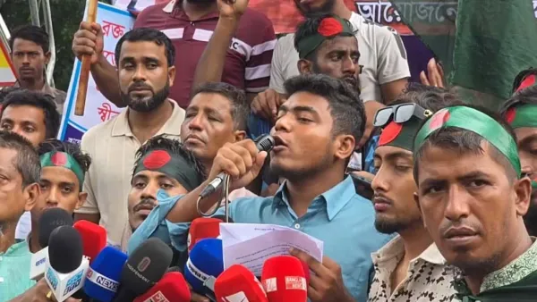 দ্বিতীয় দিনের মত শাহবাগে জুলাই যোদ্ধাদের অবস্থান