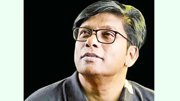 স্বৈরাচারীর পলায়ন স্বস্তির ছায়া-হাসি