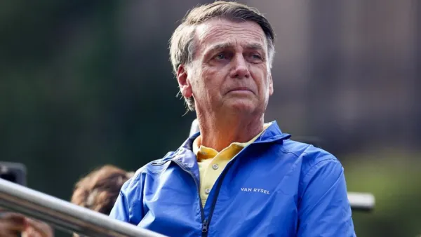 ব্রাজিলের সাবেক প্রেসিডেন্ট বলসোনারোকে গৃহবন্দী করার নির্দেশ