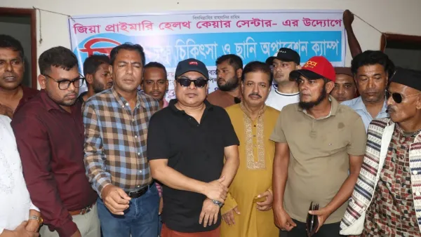 পাইকগাছায় বাসস চেয়ারম্যানের উদ্যোগে বিনামূল্যে চক্ষু চিকিৎসা সেবা প্রদান