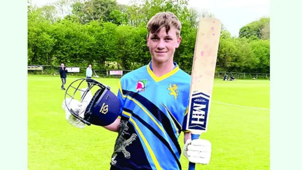 ১৭ বছরেই অধিনায়ক