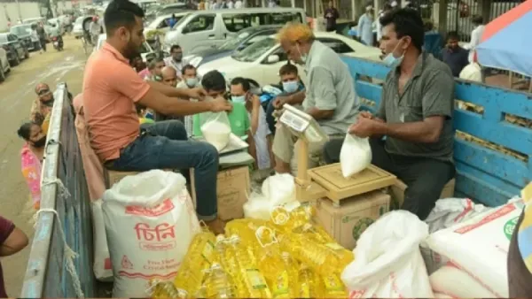 ট্রাকে টিসিবির পণ্য বিক্রি শুরু রবিবার