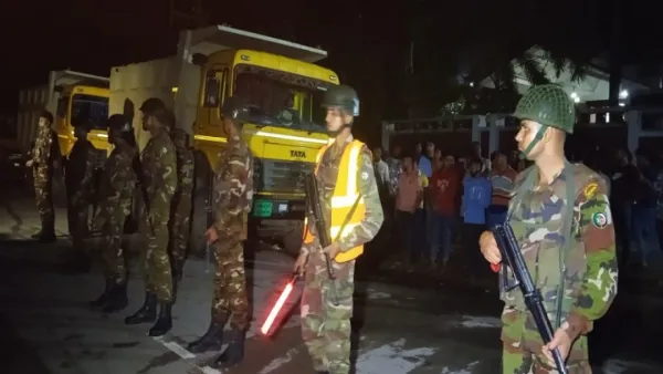 ৭০ ট্রাক থেকে প্রায় ৩৫ হাজার ঘনফুট পাথর উদ্ধার