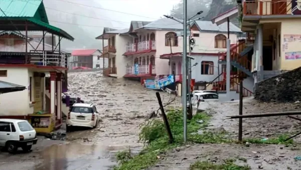 ভারতের কাশ্মীরে বন্যায় ৬০ জনের মৃত্যু