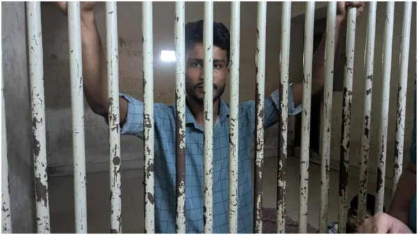 ধানমন্ডিতে গ্রেপ্তার রিকশাচালকের জামিন, মুক্তিতে বাধা নেই