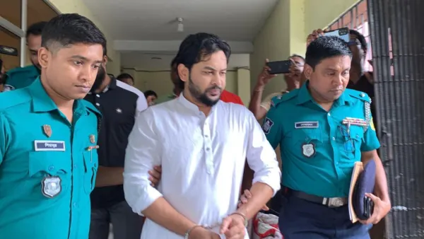 রাজশাহীতে সেনা অভিযানে গ্রেপ্তার অনিন্দ্যসহ তিনজন রিমান্ডে