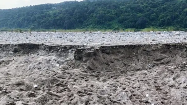 জাফলংয়ে পাথর লুটের ঘটনায় মামলা, আসামি ১৫১