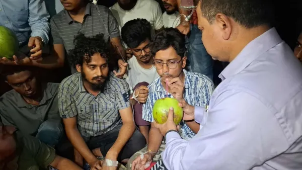 নির্বাচনের আশ্বাসে অনশন ভাঙলেন বেরোবি শিক্ষার্থীরা