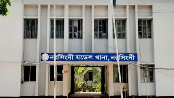 তুচ্ছ ঘটনাকে কেন্দ্র করে যুবককে কুপিয়ে হত্যা