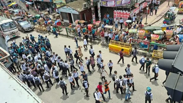 ঢাকা ও সিটি কলেজ শিক্ষার্থীদের মধ্যে ফের সংঘর্ষ