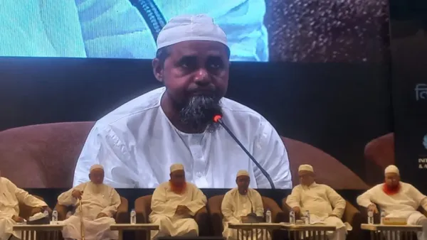 ছাত্রদেরকে রাজনীতিতে ব্যবহার করা তাদের সঙ্গে অন্যায়: বায়তুল মোকাররমের খতিব