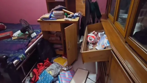 সাভারে গোয়েন্দা পুলিশ পরিচয়ে দুর্ধর্ষ ডাকাতি