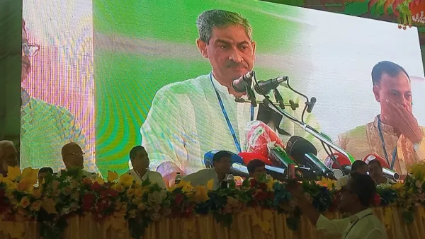 দেশ পরিচালনার প্ল্যান তৈরি করছেন তারেক রহমান