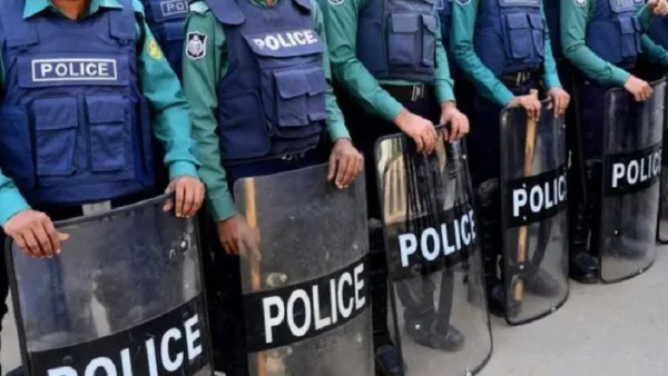 ছয় বড় চ্যালেঞ্জে পুলিশ