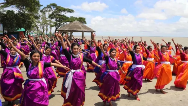 ‘ইত্যাদি’ এবার চরফ্যাশনে 