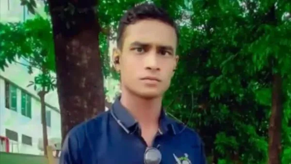 ঘুমের মধ্যে সাপের কামড়ে যুবকের মৃত্যু 