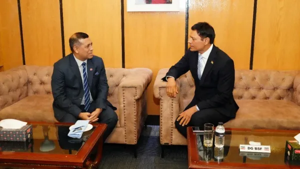 বিএসএফ ডিজির নেতৃত্বে ভারতীয় প্রতিনিধি দল ঢাকায়